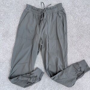Lululemon Beyond The Studio Joggers size 10